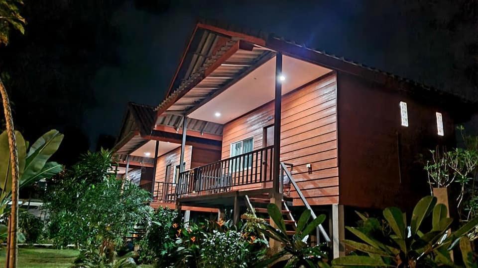 Pasanchai Bungalow Vang Vieng Exterior photo