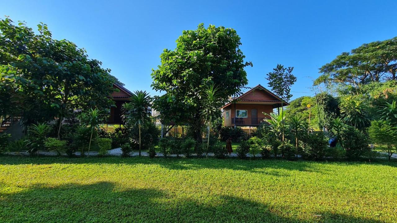 Pasanchai Bungalow Vang Vieng Exterior photo