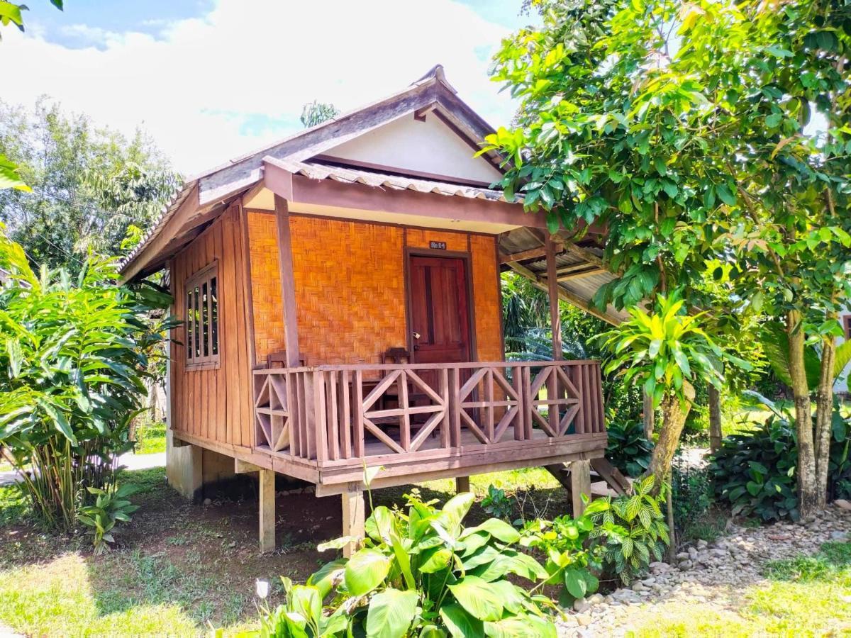 Pasanchai Bungalow Vang Vieng Exterior photo