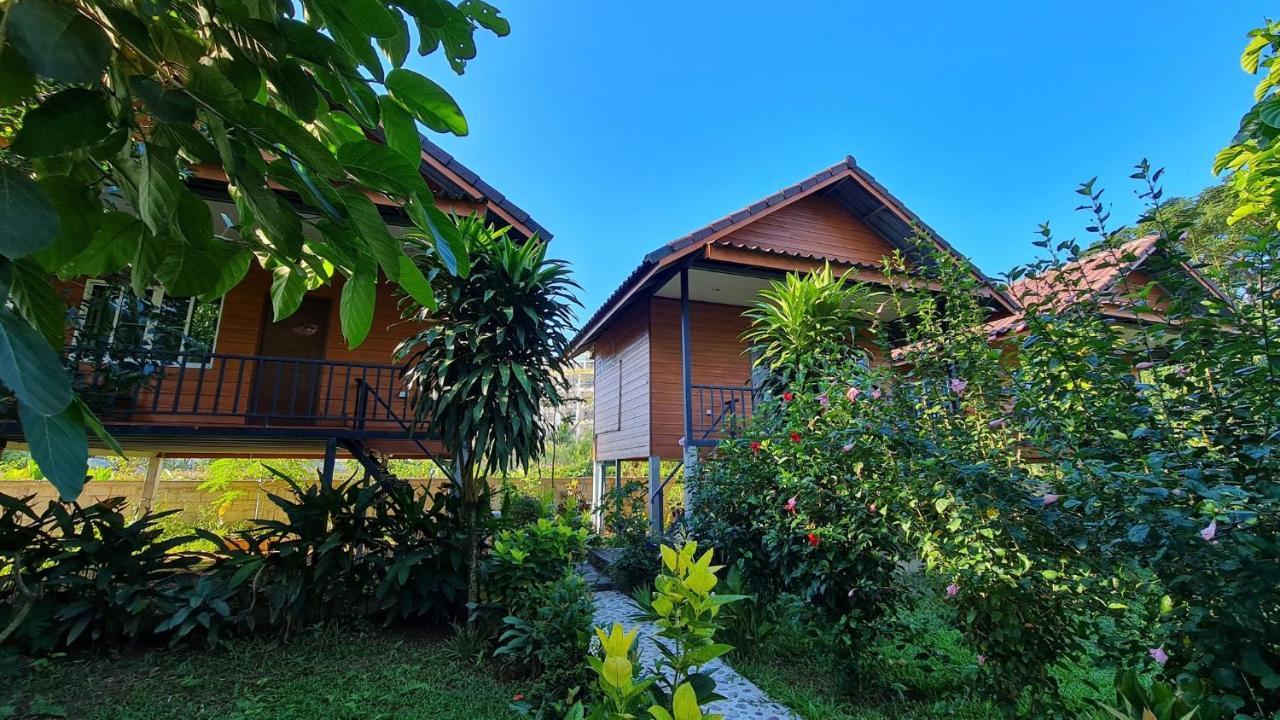 Pasanchai Bungalow Vang Vieng Exterior photo