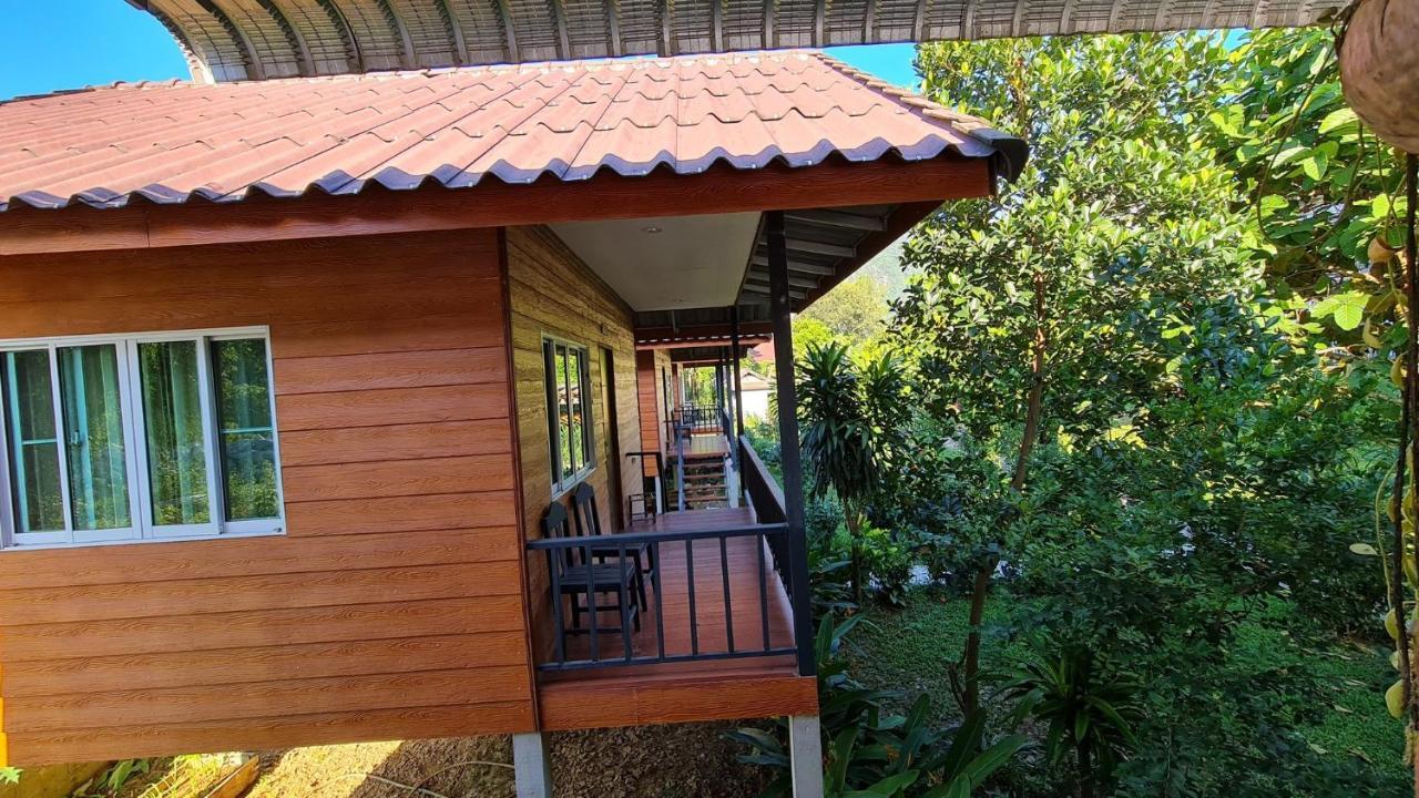 Pasanchai Bungalow Vang Vieng Exterior photo