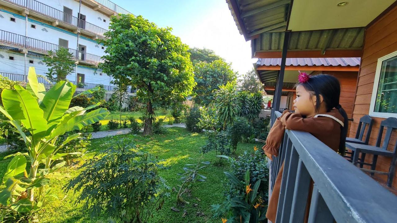 Pasanchai Bungalow Vang Vieng Exterior photo